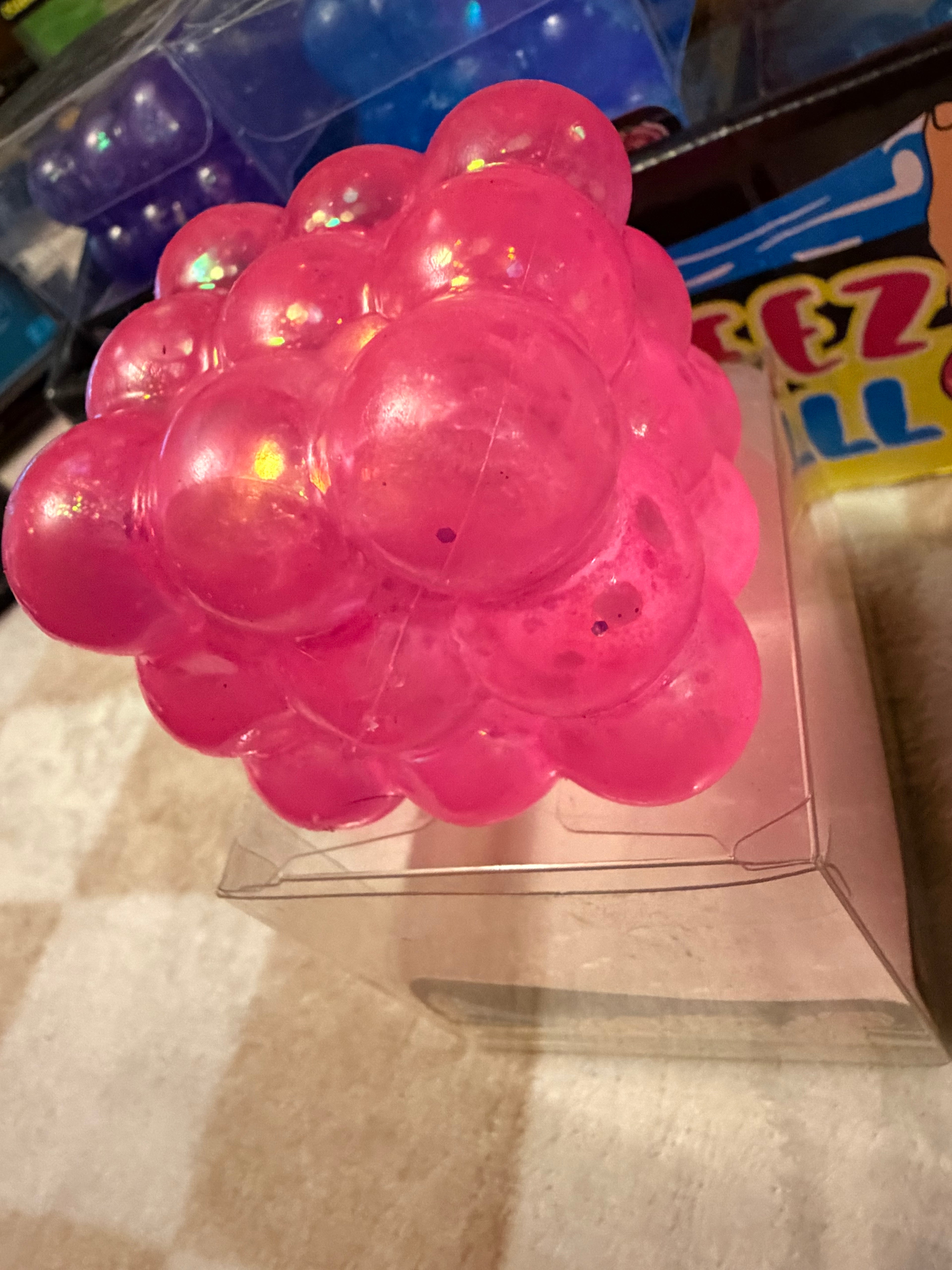 Bubble Cube Squishy (10/10)