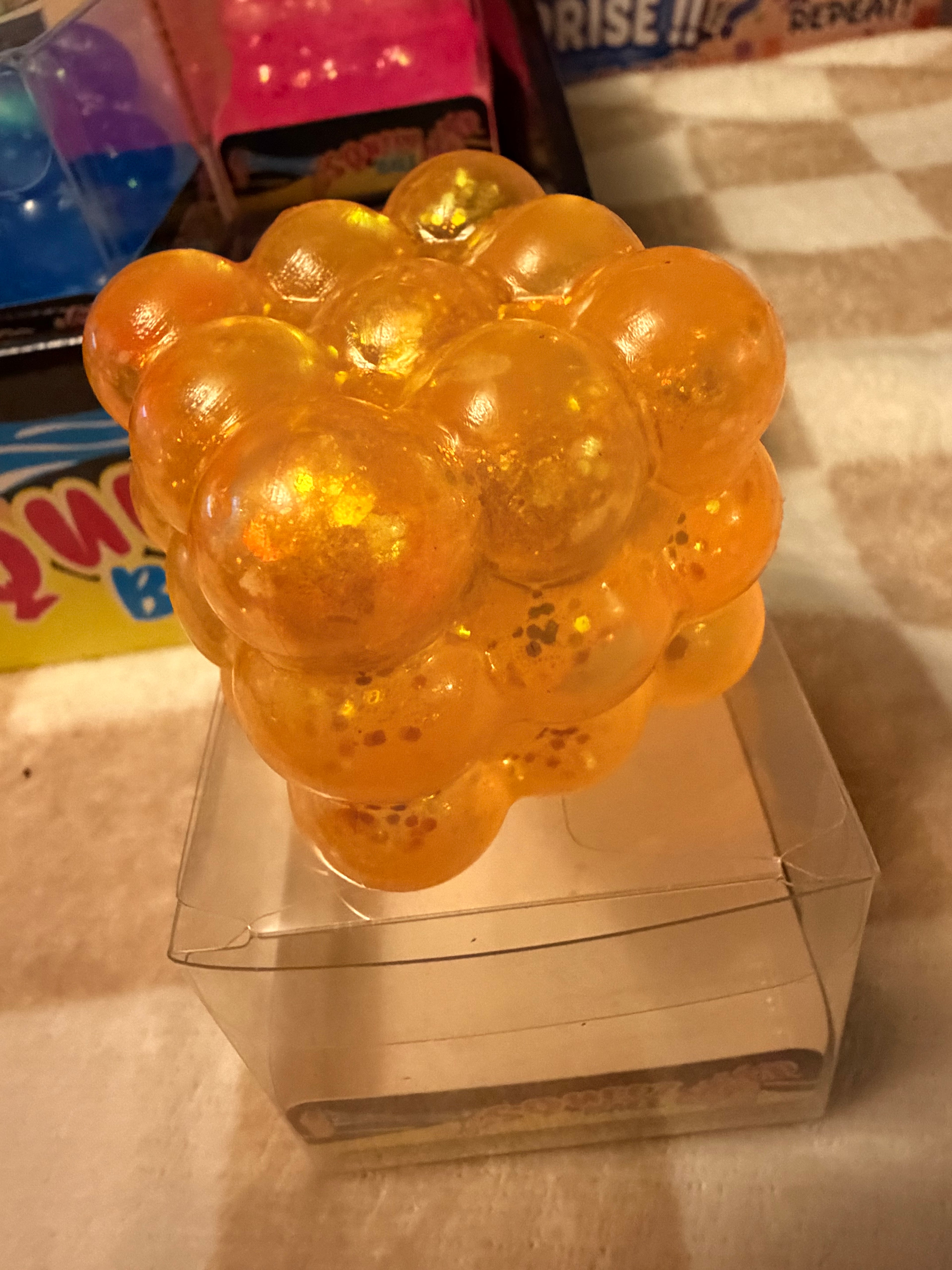 Bubble Cube Squishy (10/10)